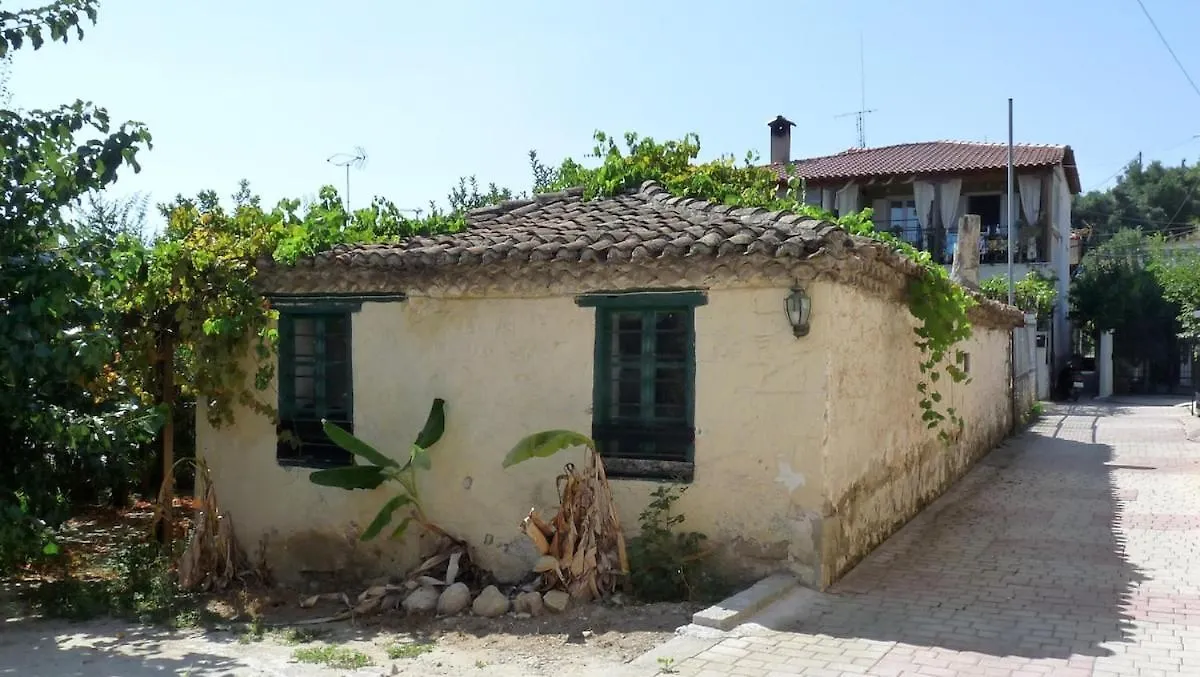 Greek House With Seaview,Parking And Yard With Bbq Villa Nea Skioni 0*,