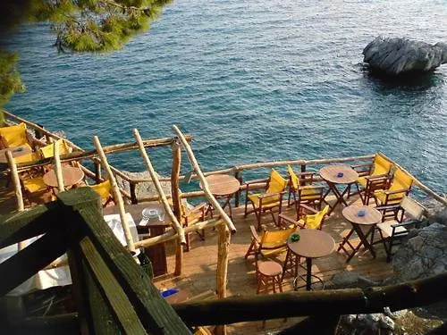Greek House With Seaview,Parking And Yard With Bbq Villa Nea Skioni